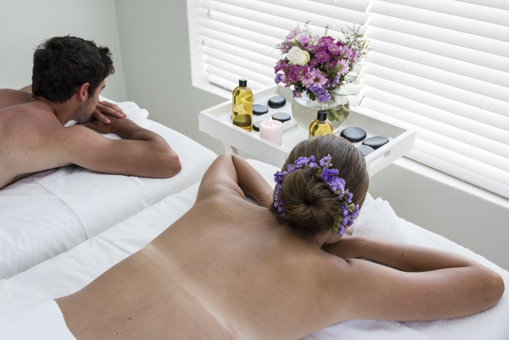 Lakeside Lodge & Spa Седжфийлд Екстериор снимка