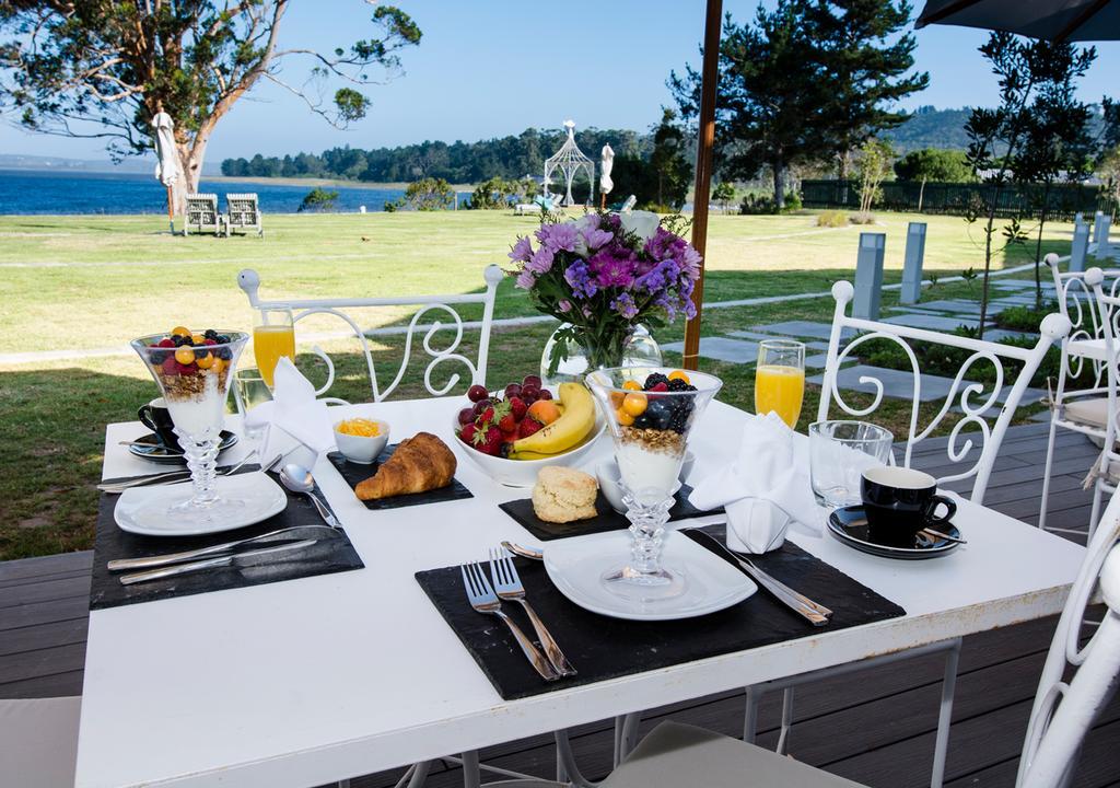 Lakeside Lodge & Spa Седжфийлд Екстериор снимка